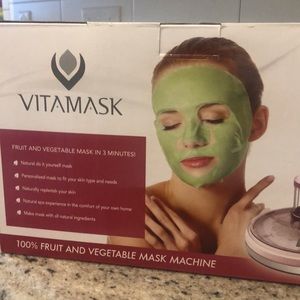 New-Vita mask Fruit & Vegetable Mask Machine, 30 Facial Mask Sheets, & Collagen